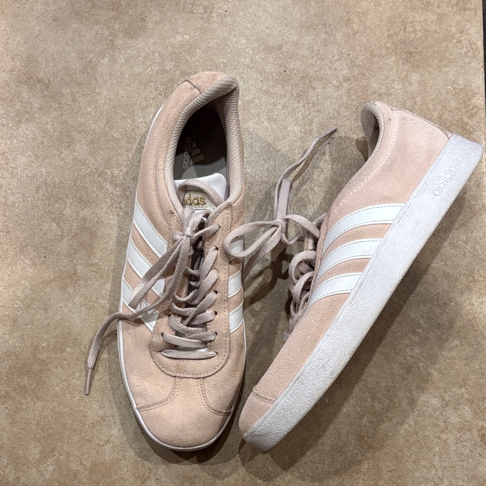 Adidas Women’s Pink Suede Vl Court 2.0 Lifestyle Skateboarding Lace up Sneaker
